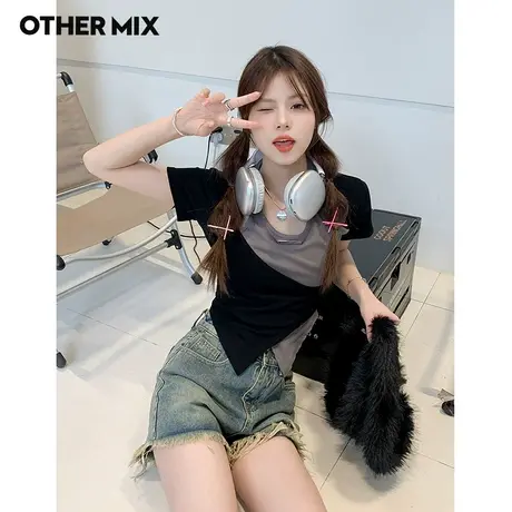 Othermix黑灰撞色假两件T恤女2023夏新款韩版设计感圆领短款上衣图片