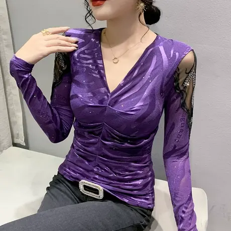 早秋性感V领网纱T恤女长袖欧货镂空洋气上衣修身重工烫钻打底小衫商品大图