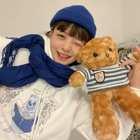 红续原创设计感可爱宽松盐系少女新款加厚摇粒绒连帽卫衣女外套图片