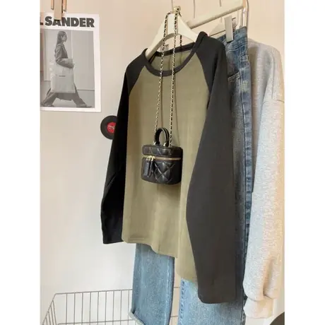 拼接撞色长袖T恤女德绒磨毛保暖内搭打底衫宽松插肩袖上衣秋冬装图片