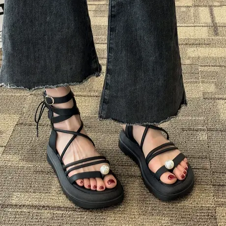 时尚网红超火罗马风厚底松糕露趾凉鞋女夏季2023今年新款套趾珍珠商品大图