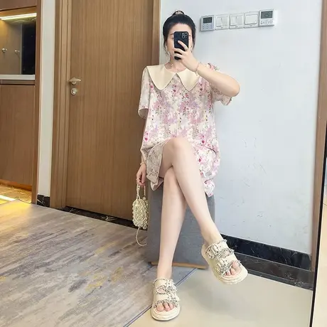 娃娃领粉色连衣裙女夏季2024新款设计感小众小个子大码遮肚子胖mm图片