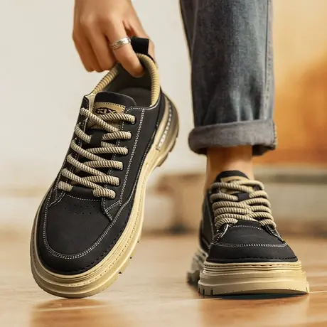 高级感男鞋春季潮流运动板鞋男士真皮休闲工装马丁靴厚底防水防滑商品大图