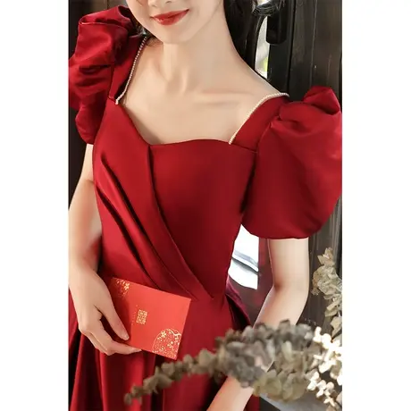 敬酒服新娘2023新款夏季小个子在逃公主高级感订婚礼服赫本风缎面图片