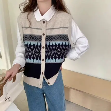 圆领针织马甲背心女春季2024年新款菱形拼色洋气内搭开衫马夹上衣图片