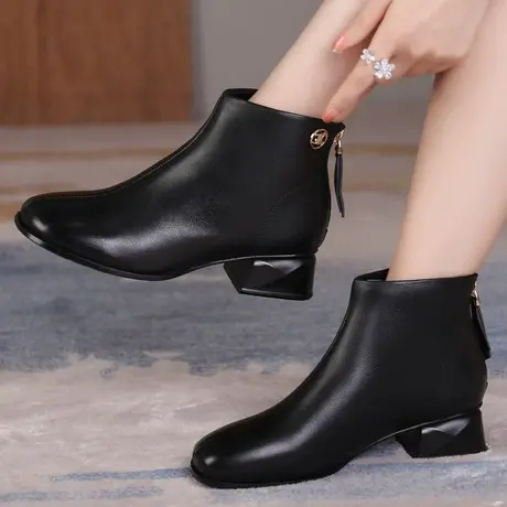 2023秋季真皮大码女靴41一43低跟软牛皮新款短靴方头复古平底单靴商品大图