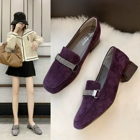 2025春季新款时尚翻毛皮大码单鞋女41 43加宽 加肥平底羊皮女皮鞋图片