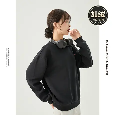 【商场同款】唐狮冬季新款卫衣女日常休闲左胸小字母加绒保暖上衣商品大图
