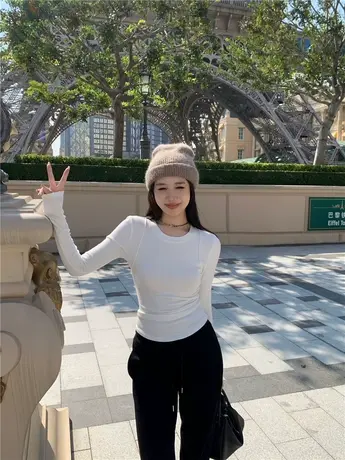 厚实紧身磨毛黑色长袖T恤女冬季小众拼接软糯打底衫内搭白色上衣商品大图