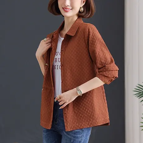 妈妈休闲外套女春秋季新款宽松加大码女装中老年洋气百搭衬衫上衣图片