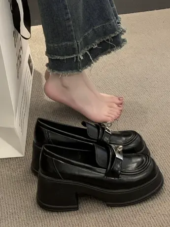 粗跟玛丽珍鞋女春秋黑色松糕厚底小皮鞋锁扣增高圆头一脚蹬乐福鞋商品大图