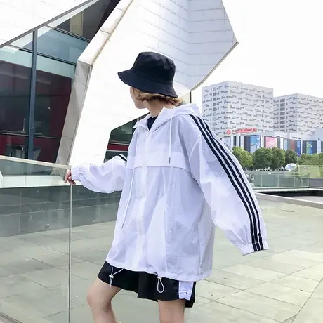 2023夏季户外运动薄款外套女百搭透气网红防晒衣三条杠夏天防晒服商品大图