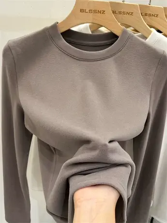 磨毛t恤女内搭长袖上衣2022秋冬新款高级感显瘦双面德绒打底衫女图片