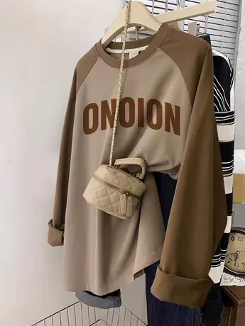 美式复古长袖上衣女秋季oversize大码打底衫ins闺蜜装休闲内搭T恤图片