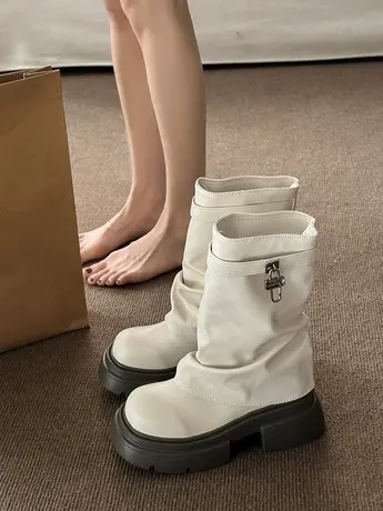 网红街头金属锁扣短筒靴女潮2023秋新款百搭厚底粗跟裤管靴中筒靴图片