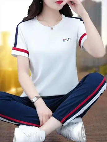 恋上17号冰丝速干薄款运动套装女夏季2023年新款夏装休闲服两件套图片