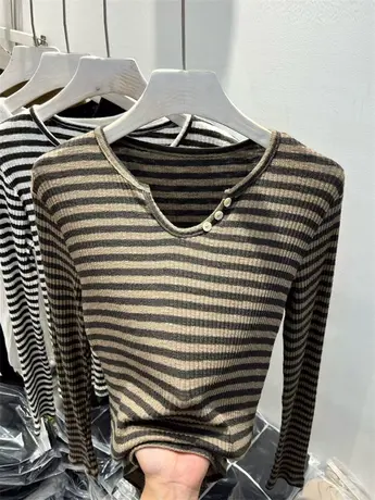 拼色条纹V领修身针织衫女长袖2023早秋新款坑条弹力软糯T恤打底衫商品大图