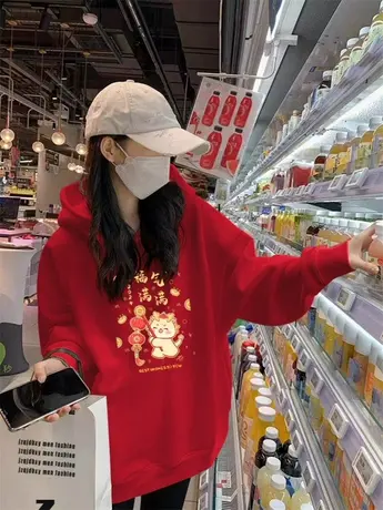 2024新春大红色本命年龙年国潮时尚宽松连帽加绒卫衣女装秋冬外套商品大图
