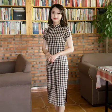 格子旗袍年轻款气质高端女夏季2022年新款棉麻装短袖复古盘扣裙子图片