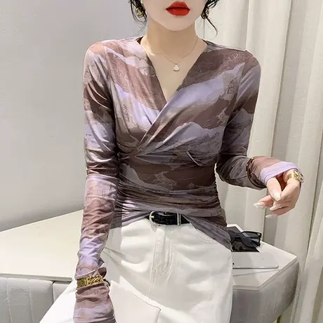 2023秋季新款性感交叉V领雪纺衫女长袖复古印花打底衫内搭上衣潮商品大图