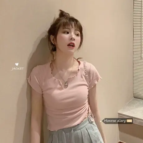 木耳边纯欲风t恤夏女装2023新款设计感小众短袖修身别致短款上衣图片