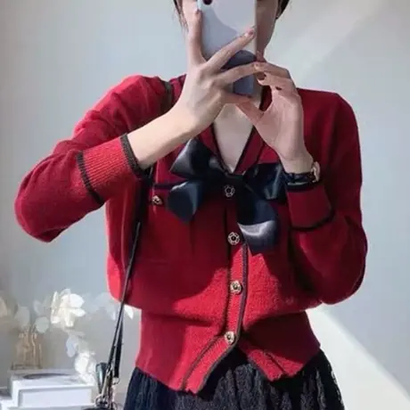 【直播】粉红大布娃娃蝴蝶结薄款外穿设计感甜美毛衣外套商品大图