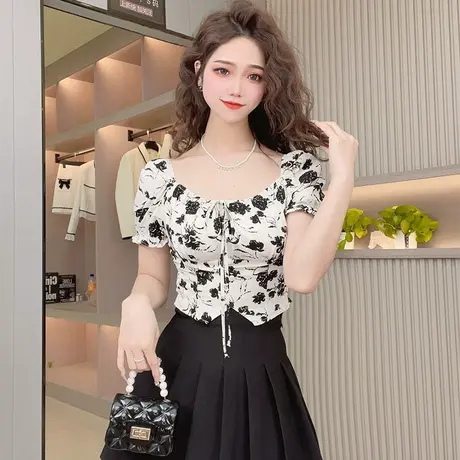 小个子碎花上衣短款雪纺衫女法式小众别致设计感小衫泡泡短袖洋气图片