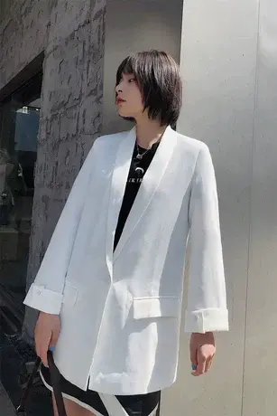 2023春季新款纯色西装炸街外套女设计感小众高级休闲时尚西服洋气图片