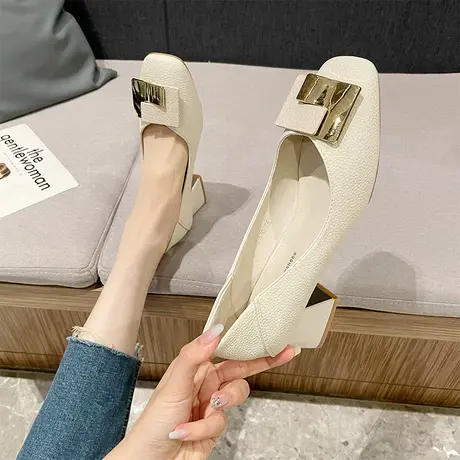 时尚金属扣单鞋女粗跟2024年秋季新款性感方头百搭浅口职业高跟鞋图片