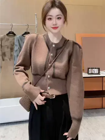 2023秋季小香风针织衫开衫女装短款今年流行漂亮别致毛衣外套上衣图片