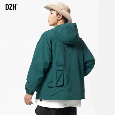 男士绿色冲锋衣男外套春秋款工装夹克川西旅游穿搭衣服新款登山服商品大图