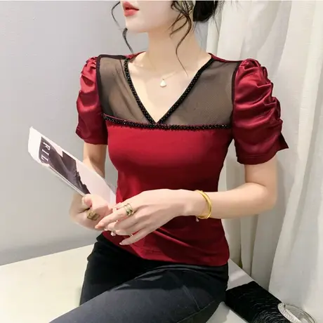 时尚V领网纱T恤女泡泡袖欧货性感打底衫设计感重工钉珠修身上衣潮图片