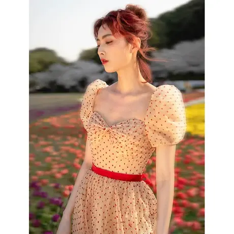 敬酒服新娘2023新款夏季小个子酒红色订婚连衣裙礼服高级感赫本风图片