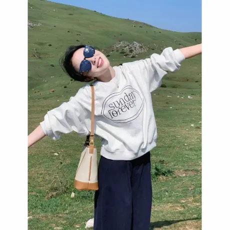 设计感灰色圆领上衣洋气独特别致小个子短款加绒加厚卫衣女早秋款商品大图