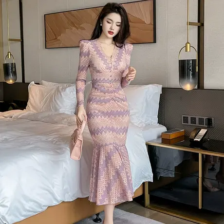 绝美漂亮女人味V领蕾丝连衣裙新款减龄优雅高级感修身包臀鱼尾裙商品大图