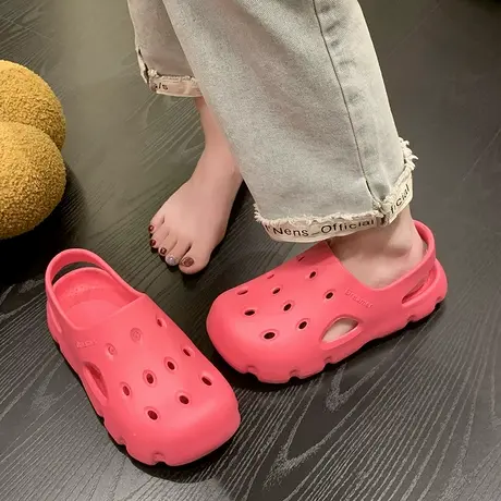 2023新款包头洞洞鞋女夏季休闲外穿踩屎感防滑厚底时尚沙滩凉拖鞋商品大图