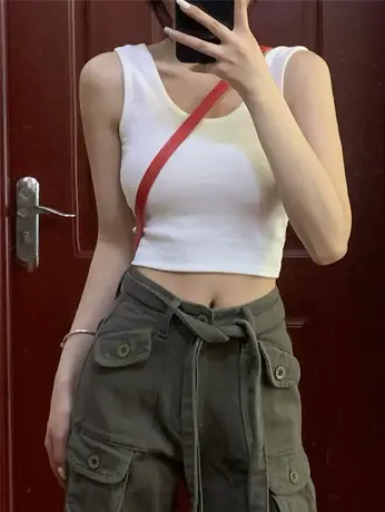 白色小背心西装内搭打底无袖吊带女夏外穿ins潮露脐辣妹短款上衣图片