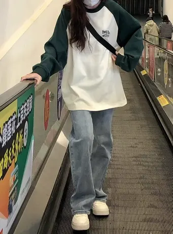 ins超火拼接撞色长袖T恤女春秋季百搭宽松显瘦纯棉插肩袖上衣体恤图片