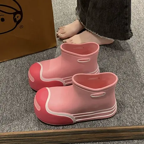 高级感雨天短靴子女夏外穿2023年新款防滑厚底丑萌大头马丁胶鞋图片