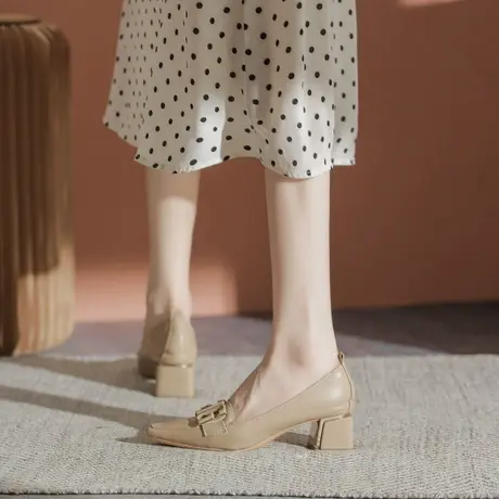 女神范尖头职业单鞋女粗跟2024年春夏新款时尚浅口上班百搭高跟鞋图片