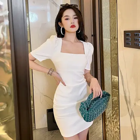 性感辣妹纯欲风绝美白色连衣裙夏季洋气显瘦小个子方领短袖包臀裙商品大图
