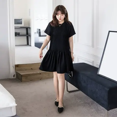 绮娑2023夏季新款气质压褶显瘦宽松直筒遮肚子大码胖MM连衣裙黑色商品大图