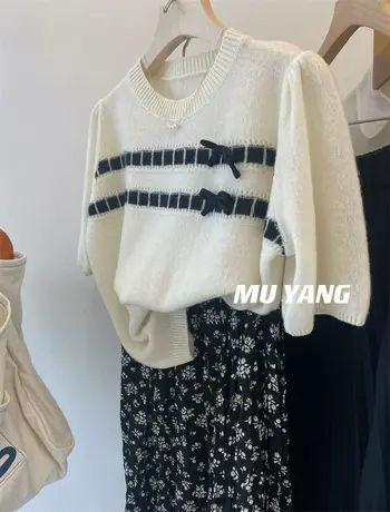 松松软软！方块横条纹蝴蝶结甜美羊毛针织衫女多巴胺百搭毛衣上衣图片