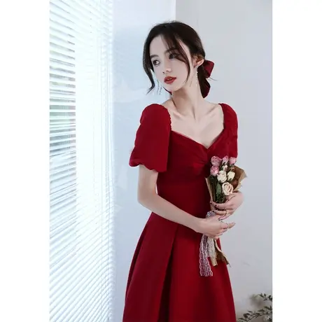 订婚礼服连衣裙平时可穿红色敬酒服新娘夏季薄款缎面2023新款显瘦图片