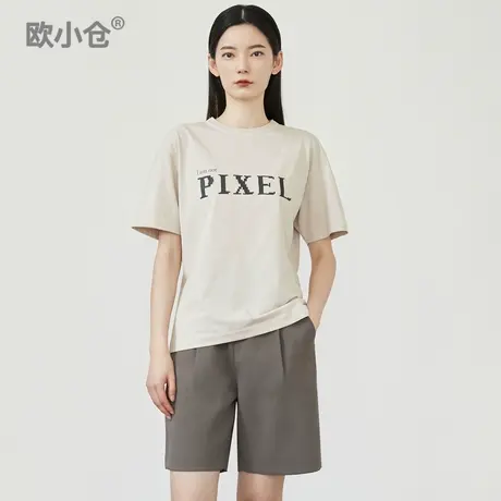 欧小仓 避暑系列   筋骨双纱棉感 米色圆领同色系字母印花短袖T恤商品大图