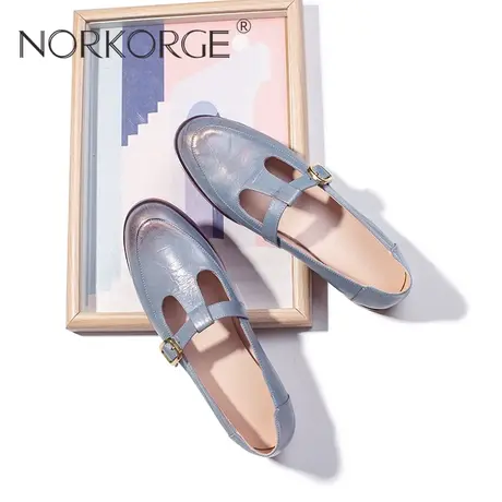 原创新款手工复古英伦蓝金色镂空单鞋女鞋真皮圆头粗跟平底小皮鞋图片