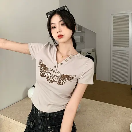 美式甜辣妹正肩V领短袖t恤女夏季设计感小众修身短款港味chic上衣商品大图