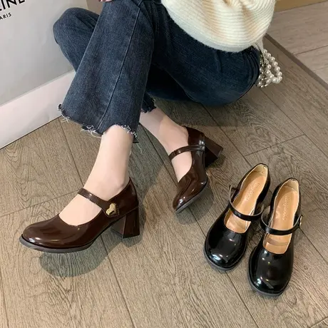 法式粗跟单鞋女2023年春夏新款公主浅口小皮鞋猪腰子制服玛丽珍鞋图片