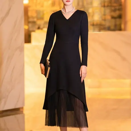 黑色针织连衣裙女秋冬2023新款气质百搭修身显瘦中长款拼接打底裙商品大图