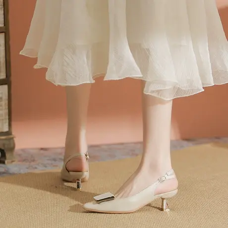 2023年春季新款尖头方扣单鞋女细跟法式气质后空一字带软皮高跟鞋图片